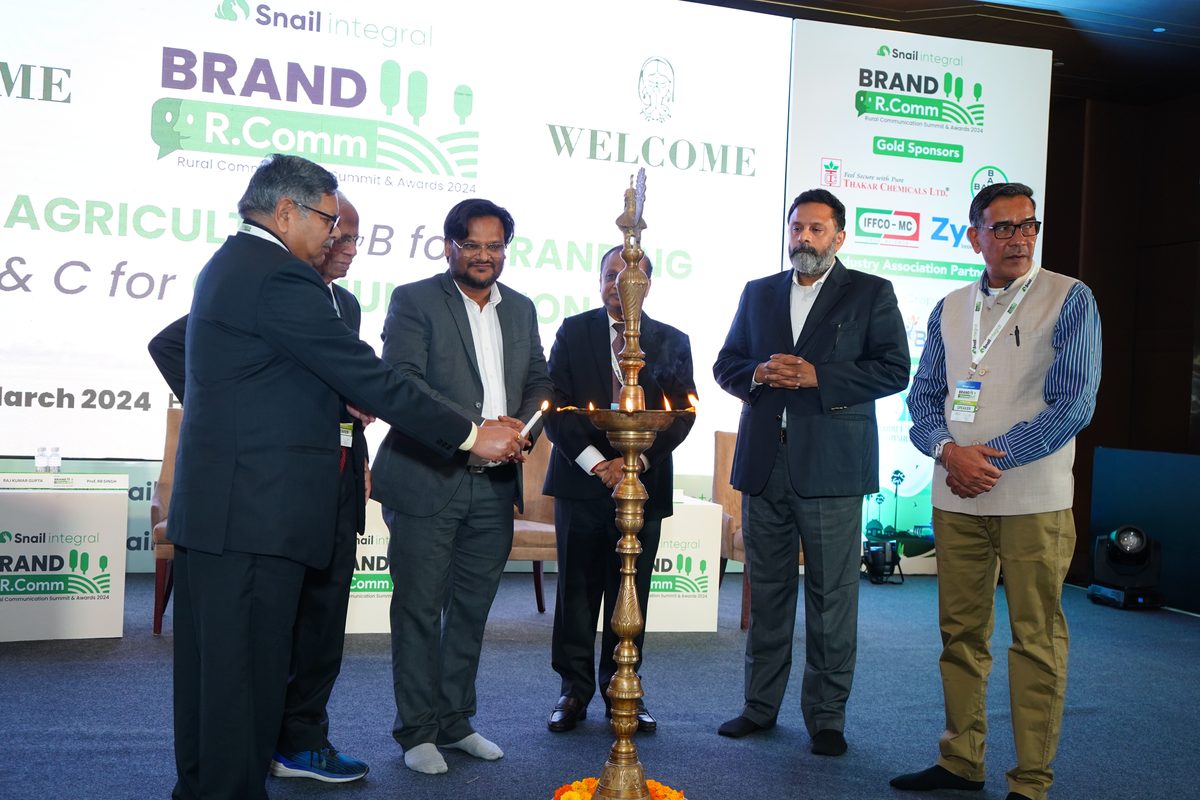 Lifetime Achievement Award to Dr. RB Singh